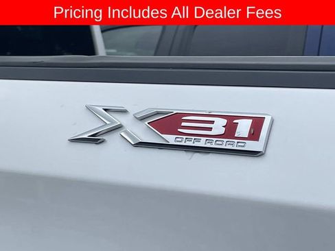 Used 2024 GMC Sierra 1500 SLT w/ SLT Premium Plus Package AWD/4WD image 7