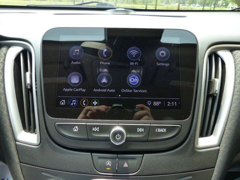Used 2021 Chevrolet Malibu RS FWD image 30