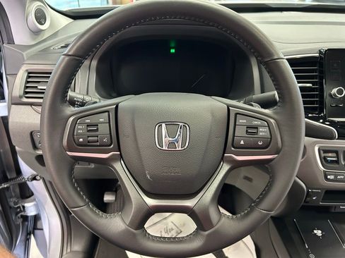 Used 2025 Honda Ridgeline RTL image 9