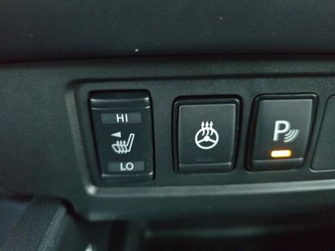 New 2026 Nissan Frontier SV image 30