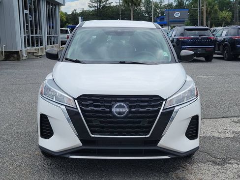 Used 2024 Nissan Kicks S FWD image 8