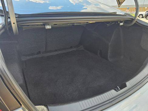 Used 2024 Chevrolet Malibu LT FWD image 34