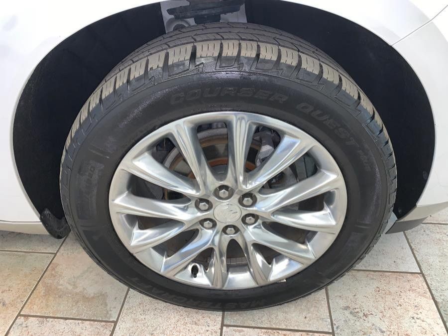 Used 2020 Buick Enclave Premium w/ Sun and Sites Package AWD/4WD image 31