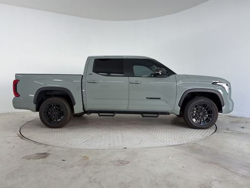 Used 2024 Toyota Tundra SR5 w/ SR5 Premium Package AWD/4WD image 8