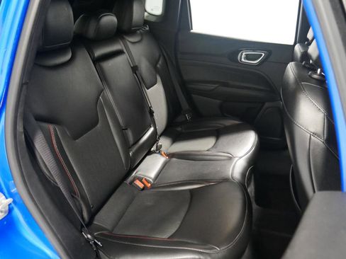 Used 2023 Jeep Compass Trailhawk image 16