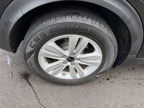 Used 2017 Kia Sportage LX AWD/4WD image 16