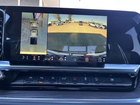 New 2026 GMC Sierra 1500 SLT w/ SLT Premium Package image 6