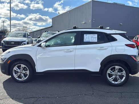 Used 2023 Hyundai Kona SEL image 4