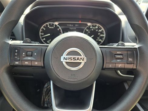 Used 2021 Nissan Rogue S image 25