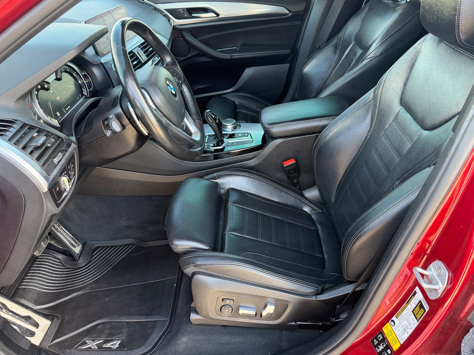 Used 2019 BMW X4 xDrive30i w/ M Sport Package 2 AWD/4WD image 36