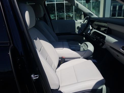 New 2026 Hyundai Palisade Calligraphy FWD image 17
