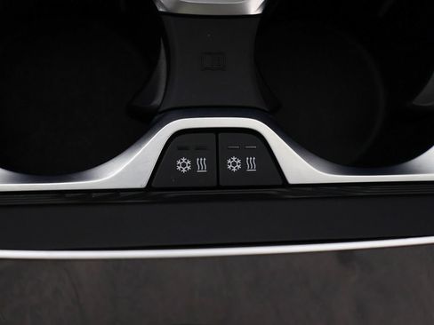Used 2024 BMW X7 xDrive40i w/ Executive Package AWD/4WD image 70