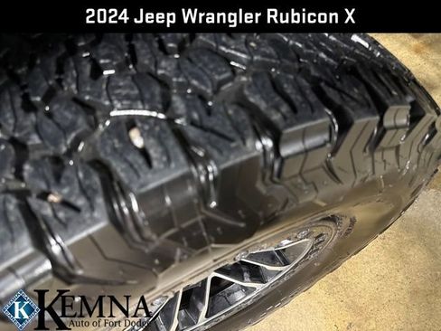 Used 2024 Jeep Wrangler Unlimited Rubicon image 28
