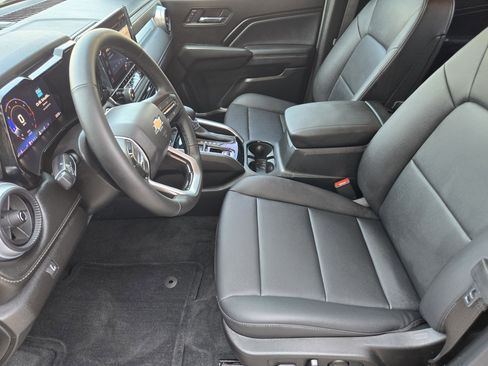 Used 2026 Chevrolet Colorado LT w/ LT Convenience Package image 9