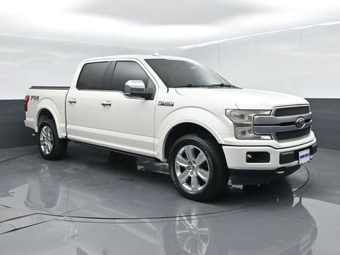 Used 2018 Ford F150 Platinum w/ Equipment Group 701A Luxury AWD/4WD image 2