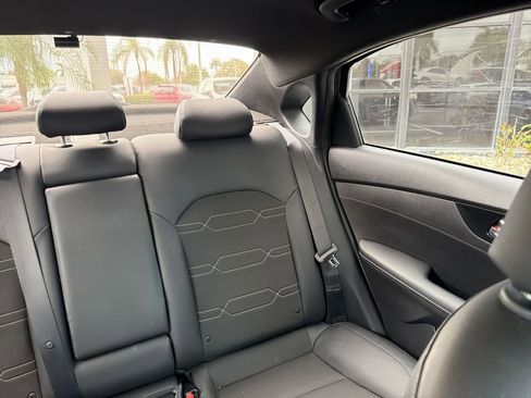 Used 2022 Kia Forte GT-Line image 15