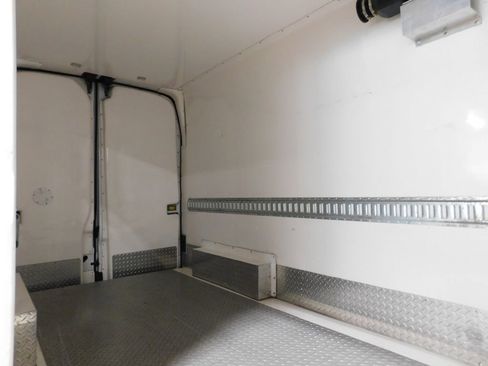 Used 2023 Ford Transit 250 High Roof AWD w/ Exterior Upgrade Package image 39