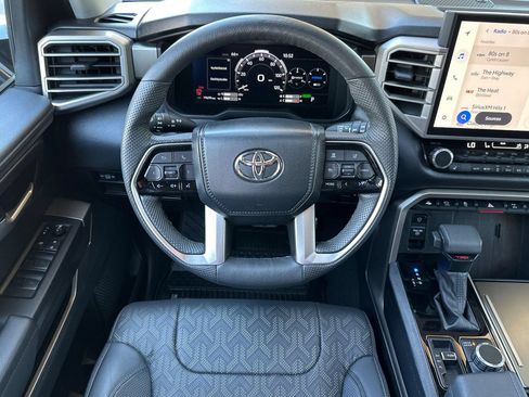 Used 2024 Toyota Sequoia SR5 w/ SR5 Premium Package AWD/4WD image 15