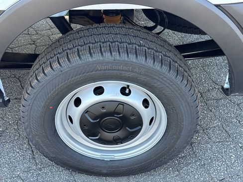 New 2026 Ford Transit 250 148 Medium Roof w/ Load Area Protection Package image 46