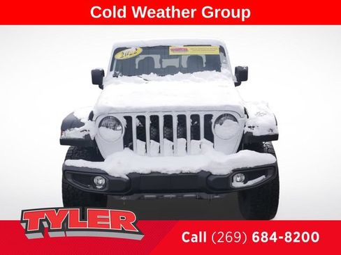 Used 2022 Jeep Gladiator Mojave w/ Cold Weather Group AWD/4WD image 2
