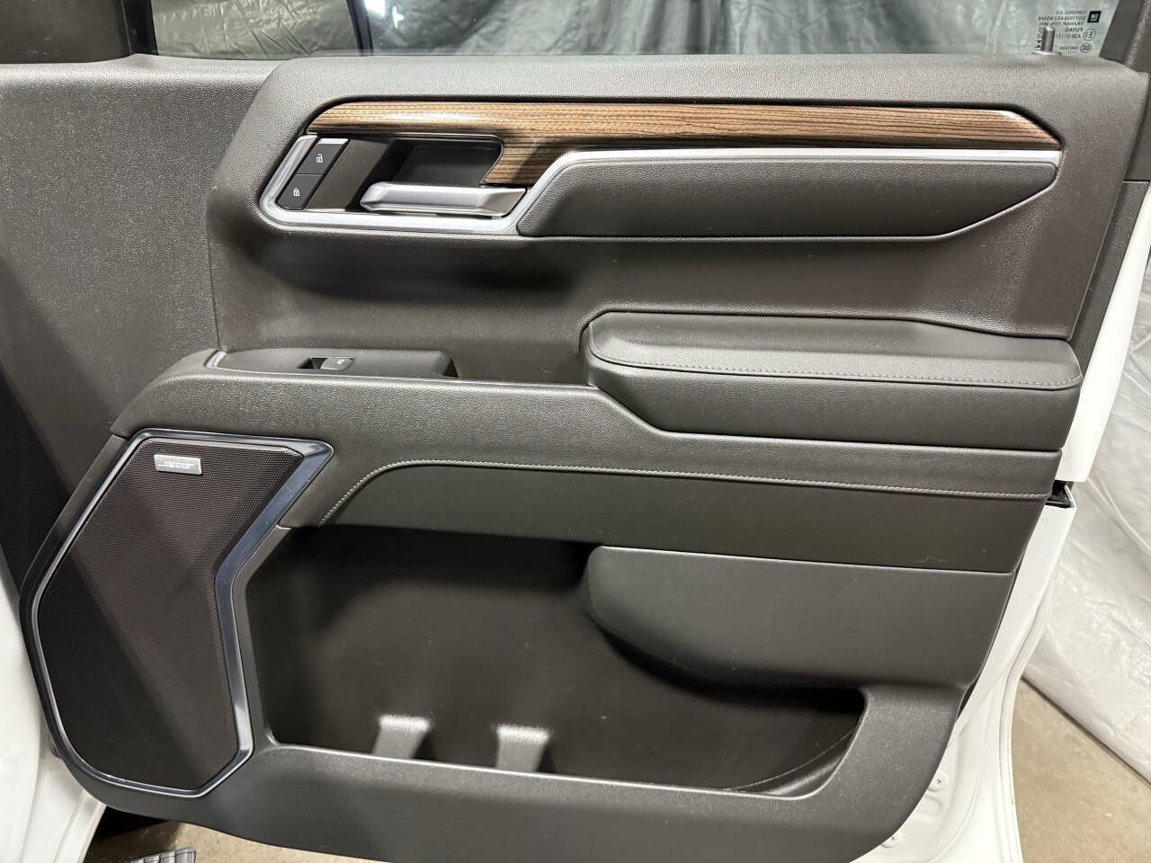 Used 2024 Chevrolet Silverado 1500 RST w/ Redline Edition AWD/4WD image 12