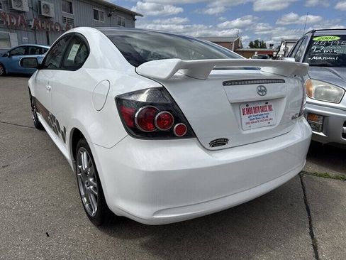 Used 2010 Scion tC image 5