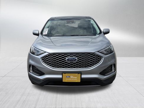 Certified 2024 Ford Edge SEL w/ Convenience Package AWD/4WD image 2