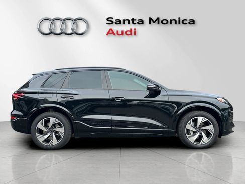 New 2025 Audi Q6 e-tron Premium Plus image 8