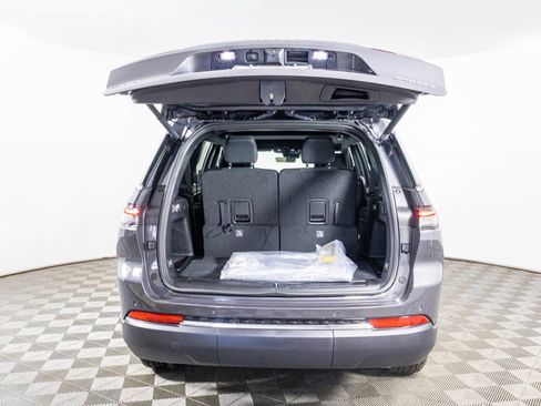 New 2025 Jeep Grand Cherokee L Laredo w/ Luxury Tech Group I image 36