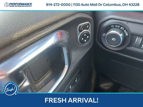 Used 2020 Jeep Wrangler Rubicon w/ Uconnect 4C Nav & Sound Group image 18