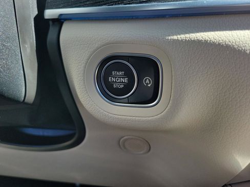 New 2026 Mercedes-Benz GLS 450 4MATIC image 20