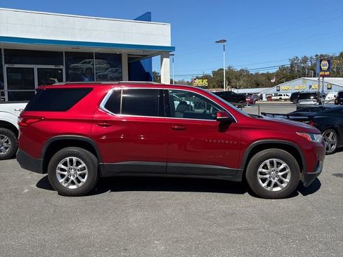 Used 2019 Chevrolet Traverse LT w/ LPO, Floor Liner Package image 5