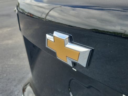 Used 2025 Chevrolet Equinox LT image 8