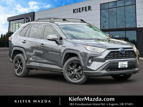Used 2019 Toyota RAV4 XLE w/ Convenience Package AWD/4WD image 1
