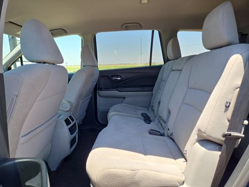 Used 2017 Honda Pilot EX image 15