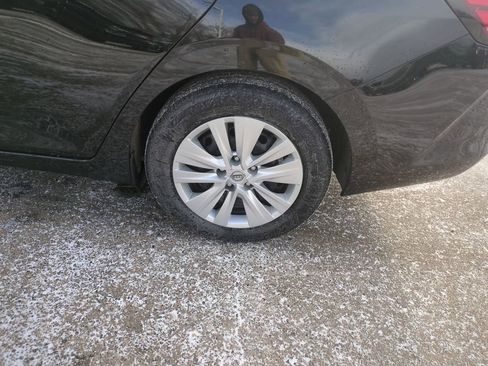 Used 2025 Nissan Sentra S image 28