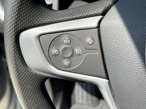 Used 2023 GMC Terrain SLE FWD image 22