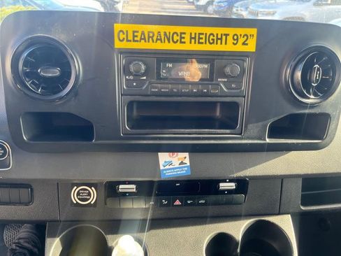 Used 2019 Mercedes-Benz Sprinter 170 image 15