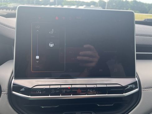 New 2026 Jeep Compass Limited AWD/4WD image 28