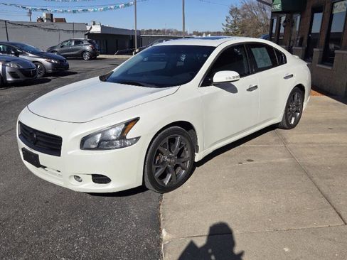 Used 2014 Nissan Maxima 3.5 SV w/ Sport Package image 5
