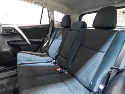 Used 2015 Toyota RAV4 LE AWD/4WD image 31