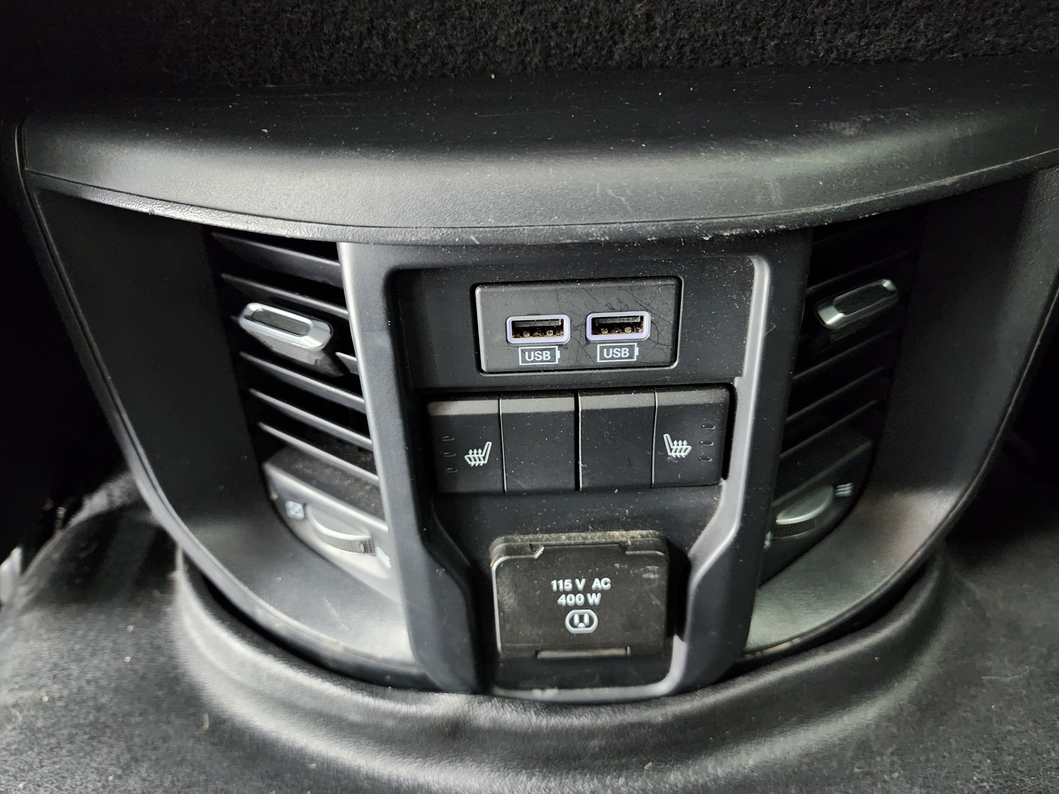 Used 2022 RAM 3500 Laramie AWD/4WD image 43