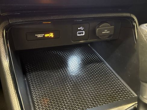 Used 2025 Honda CR-V LX image 25