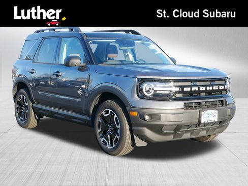 Used 2023 Ford Bronco Sport Outer Banks w/ Tech Package image 1