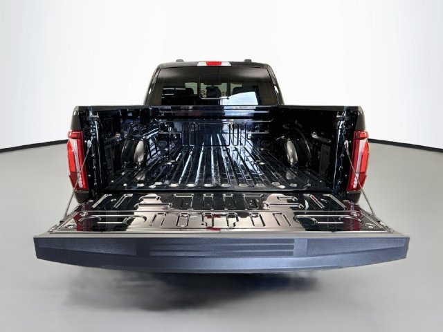 Used 2025 Ford F150 Lariat w/ Equipment Group 501A Mid AWD/4WD image 27