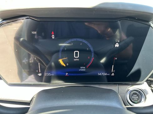 Used 2025 Chevrolet Trax ACTIV FWD image 11