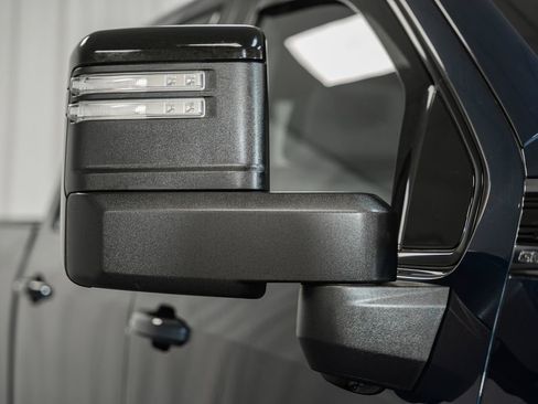 Used 2022 GMC Sierra 3500 AT4 w/ AT4 Preferred Package image 22