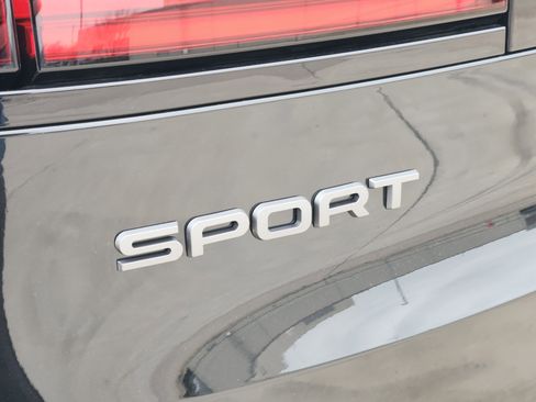New 2026 Land Rover Range Rover Sport SE image 12