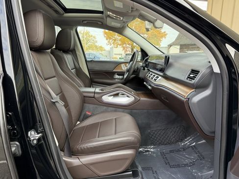 Used 2020 Mercedes-Benz GLE 350 4MATIC w/ AMG Line Exterior image 22