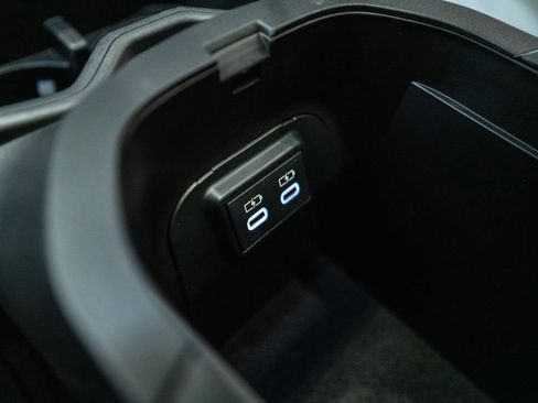 Certified 2024 Toyota RAV4 XLE image 31